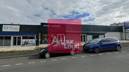 CLERMONT-FERRAND A LOUER LOCAL COMMERCIAL 142 M² - Offre immobilière - Arthur Loyd