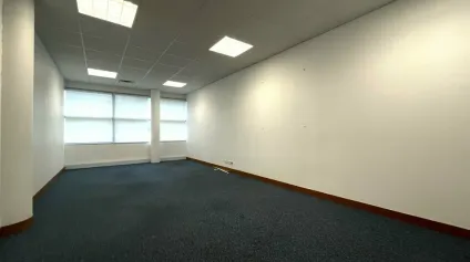 PETITE SURFACE TECHNOPOLE DU FUTUROSCOPE - BUREAUX A LOUER 30m² - GRAND POITIERS - Offre immobilière - Arthur Loyd