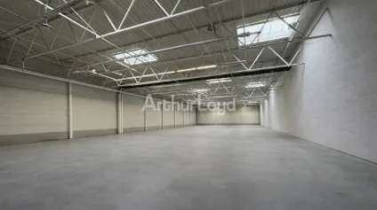 Cellule Commerciale 1427 m2 Zone Maison+ - Offre immobilière - Arthur Loyd