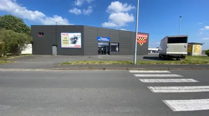 BATIMENT INDEPENDANT 360 M² SAINT POL DE LEON - Offre immobilière - Arthur Loyd