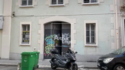 LOCAL STOCKAGE PETITE LOGISTIQUE CENTRE VILLE GRENOBLE - Offre immobilière - Arthur Loyd