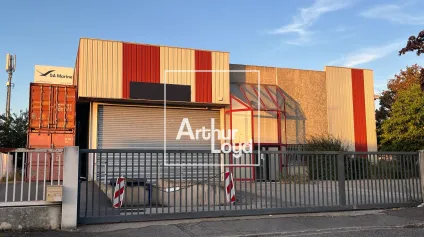 Local d’activité à louer à Toulouse avec quai de chargement et bureaux - Offre immobilière - Arthur Loyd
