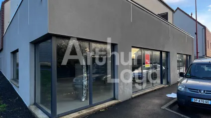 Local commercial - A louer / A vendre - Offre immobilière - Arthur Loyd