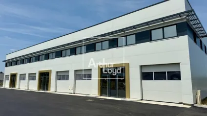 Local entrepôt - activités pour PME - SAINT-PIERRE-DU-PERRAY - Offre immobilière - Arthur Loyd
