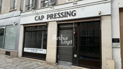 Local commercial - Centre-ville Melun - Offre immobilière - Arthur Loyd