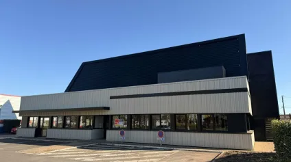 LOCAL COMMERCIAL À VENDRE POITIERS EST - 685m² - EMPLACEMENT N°1 EN ZONE COMMERCIALE - Offre immobilière - Arthur Loyd