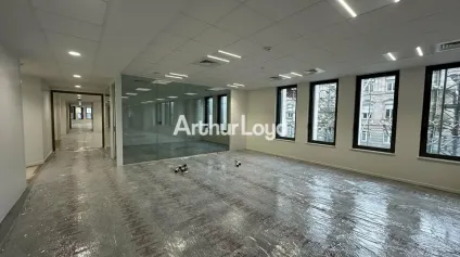 BUREAUX à LOUER de 2841 m² - Offre immobilière - Arthur Loyd