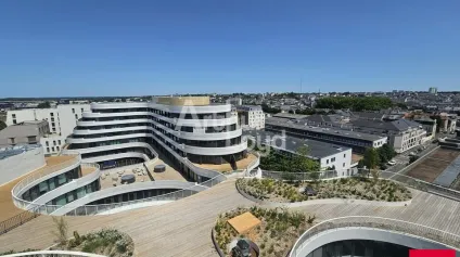 Angers Saint Serge, unique : plateau de bureaux en duplex de 1&nbsp;003,41 m² à vendre - Offre immobilière - Arthur Loyd