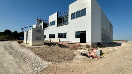 Bâtiment A - Programme neuf de locaux d'activités à vendre sur MARIGNANE - Offre immobilière - Arthur Loyd