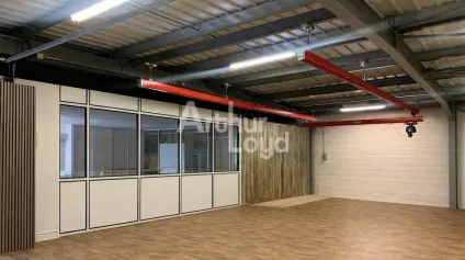 LOCAL D'ACTIVITE - ENTREPOT location à ALLONZIER-LA-CAILLE 74350 - Offre immobilière - Arthur Loyd