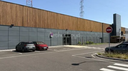 LOCAL COMMERCIAL à LOUER de 638.57 m² - Offre immobilière - Arthur Loyd