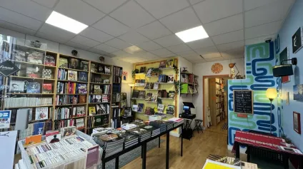 TOURS HYPERCENTRE COMMERCE A LOUER 50 M² AVEC GARAGE - Offre immobilière - Arthur Loyd