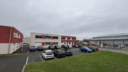 A LOUER - Local de stockage - Offre immobilière - Arthur Loyd