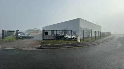 LOCAL D'ACTIVITE - ENTREPOT à LOUER de 1000 m² - Offre immobilière - Arthur Loyd