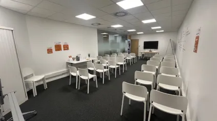 A LOUER A VENDRE PLATEAU DE BUREAUX 767 M² PORT DE COMMERCE BREST - Offre immobilière - Arthur Loyd