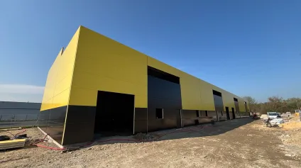 Locaux d'activité à louer à GRAND COURONNE 76530 - Offre immobilière - Arthur Loyd