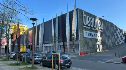 Local commercial &agrave; louer &agrave; Nantes surface de 630 m2 proche Beaulieu - Offre immobilière - Arthur Loyd