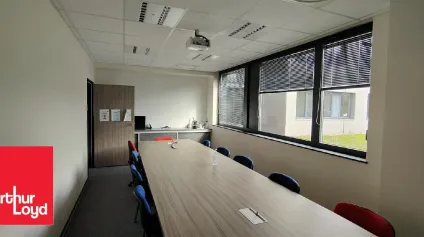 Bureau à vendre à NOGENT LE PHAYE 28630 - Offre immobilière - Arthur Loyd