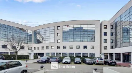 Location bureaux lumineux Lyon 9eme immeuble indépendant accès direct - Offre immobilière - Arthur Loyd