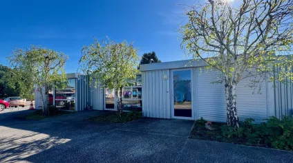 Local polyvalent avec 2 places de parking disponible à ANGOULEME - Offre immobilière - Arthur Loyd