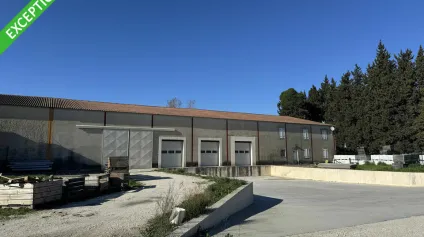 À vendre - À Noves, bâtiment agricole de 800 m² adapté aux activités agroalimentaires - Offre immobilière - Arthur Loyd