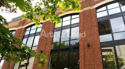 Bureaux rénovés à louer à La Madeleine - Immeuble de caractère avec locaux fonctionnels - Offre immobilière - Arthur Loyd