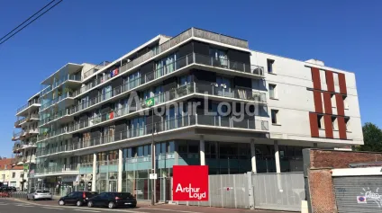 Bureaux à vendre ou à louer à Roubaix avec ascenseur et accessibilité PMR - Offre immobilière - Arthur Loyd