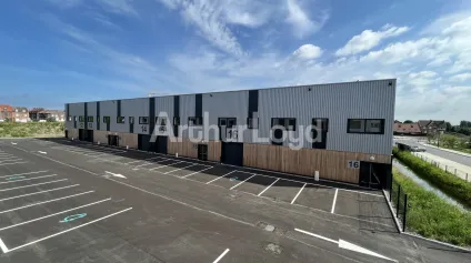 Locaux d activité entrepôts à louer à Wattrelos accès rapide autoroute A22 - Offre immobilière - Arthur Loyd