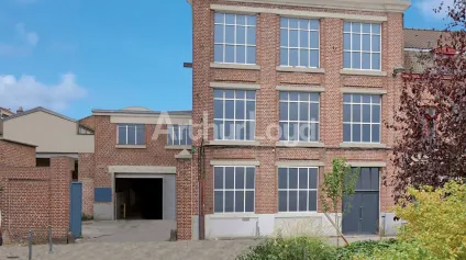 Entrepôt logistique urbain à louer à Lille avec parking électrique - Offre immobilière - Arthur Loyd