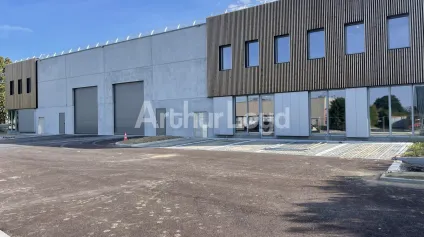 Entrepôts à louer à Seclin dans parc d’activité neuf avec bureaux aménagés - Offre immobilière - Arthur Loyd