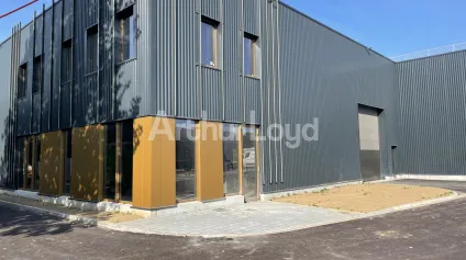 Location locaux d activité neufs à Seclin avec bureaux aménagés - Offre immobilière - Arthur Loyd