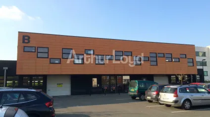 Bureaux à Louer / Eurasanté (ZFU) - Offre immobilière - Arthur Loyd