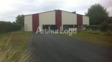 Entrepôt à louer à Douai avec stockage extérieur et accès rapide A21 - Offre immobilière - Arthur Loyd
