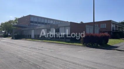 Ensemble de bâtiments et bureaux à vendre - Arras Bonnettes - Offre immobilière - Arthur Loyd