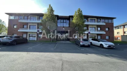 Plateau de bureaux à vendre à Courrières avec parking et terrasses - Offre immobilière - Arthur Loyd