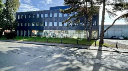 Bureaux refaits à neuf à louer ou à vendre - surfaces modulables avec parkings - secteur Grands Boulevards Lille - Offre immobilière - Arthur Loyd