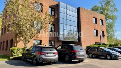 Bureaux à louer à Wasquehal open space lumineux parking et accès tramway - Offre immobilière - Arthur Loyd