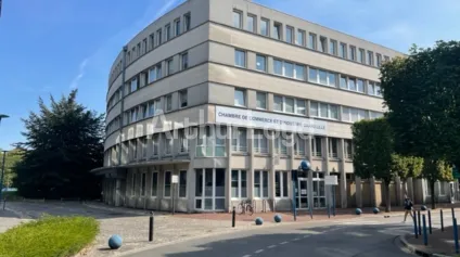 Bureaux à vendre ou à louer à Douai 59500 - Offre immobilière - Arthur Loyd