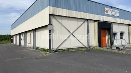 A louer à vendre bâtiment d'activité - Noeux-les-Mines - Offre immobilière - Arthur Loyd