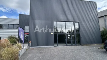 Bâtiment d activité à vendre à Wambrechies avec entrepôt sécurisé - Offre immobilière - Arthur Loyd