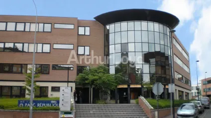 Local commercial à louer Marcq-en-Baroeul ERP entrée indépendante rénovée - Offre immobilière - Arthur Loyd