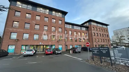 Bureaux à louer à Wasquehal - Plateaux aménagés et modulables - Accessibilité et parkings - Offre immobilière - Arthur Loyd