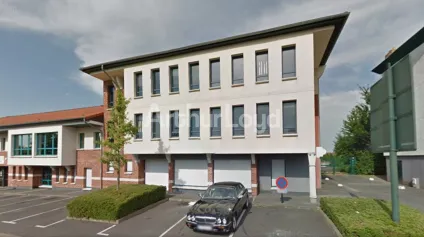 Bureaux à louer à Lievin accès axes routiers parking sécurisé inclus - Offre immobilière - Arthur Loyd