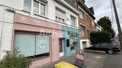 Local commercial à louer à Villeneuve-d'Ascq avec jardin privatif - Offre immobilière - Arthur Loyd