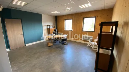 Locaux d'activité à louer Wambrechies parc récent privatif et sécurisé - Offre immobilière - Arthur Loyd