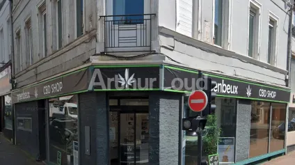 Vente local commercial loué Boulogne-sur-Mer centre-ville angle de rue visibilité - Offre immobilière - Arthur Loyd