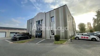 Bureaux à louer rénovés à la Pilaterie - 96 m² lumineux près du métro à Wasquehal / Villeneuve d'Ascq - Offre immobilière - Arthur Loyd