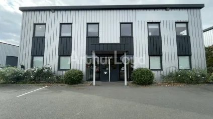 Immeuble de bureaux indépendant à vendre - Opportunité rare dans un quartier dynamique - CIT Roncq - Offre immobilière - Arthur Loyd