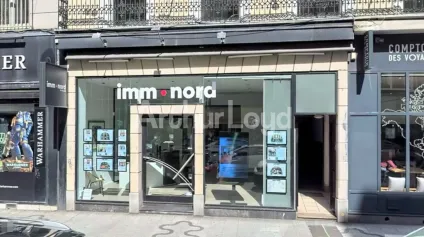 Location local commercial 70 m² Lille grande vitrine sur axe très fréquenté - Offre immobilière - Arthur Loyd