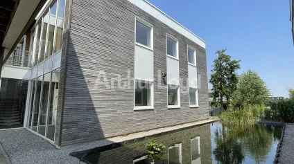 Bureaux à vendre ou à louer à Sainghin-en-Mélantois immeuble récent lumineux parking - Offre immobilière - Arthur Loyd